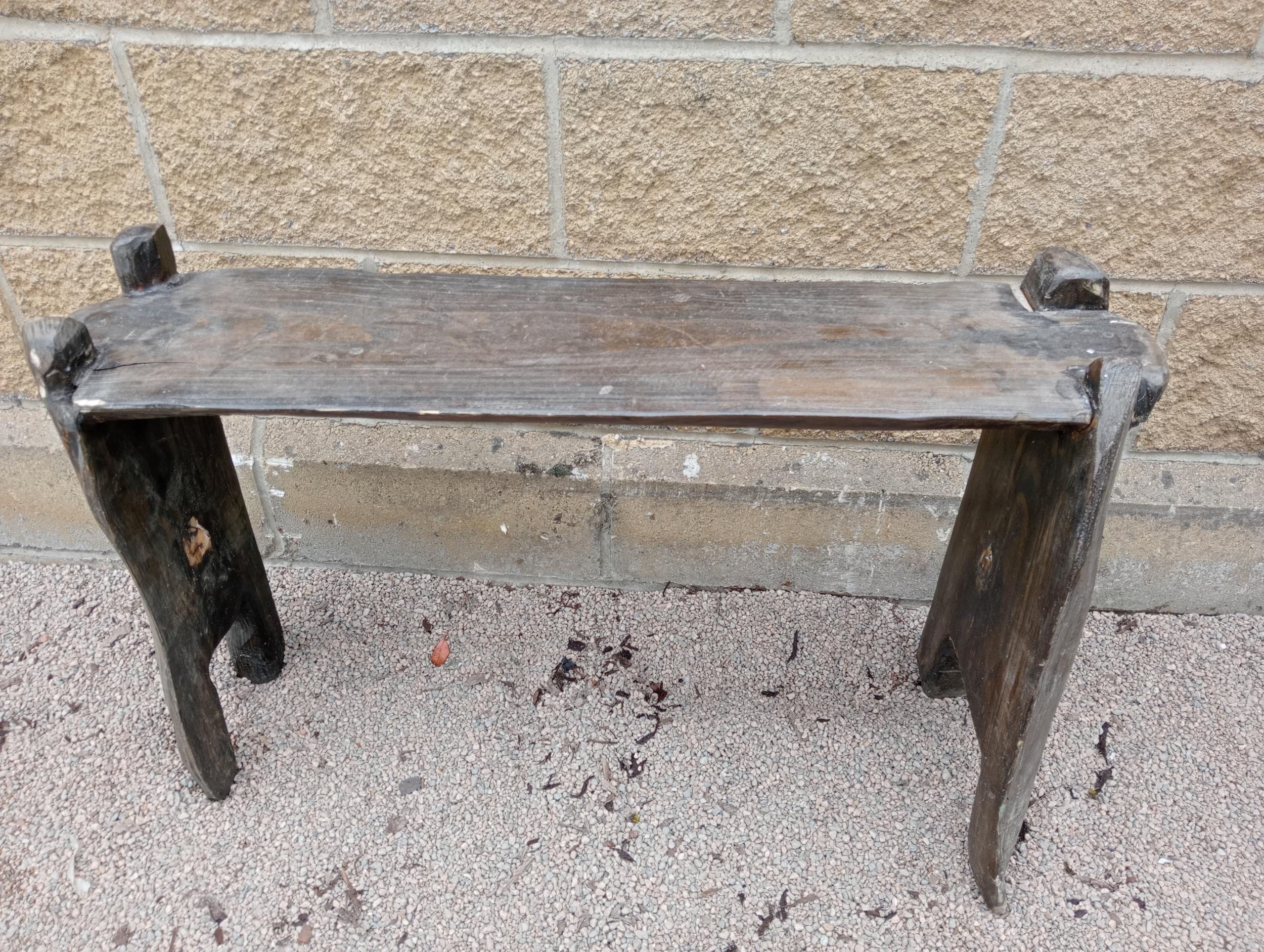 Unusual wooden garden bench {H 62cm x W 100cm x D 24cm }. - Image 2 of 3