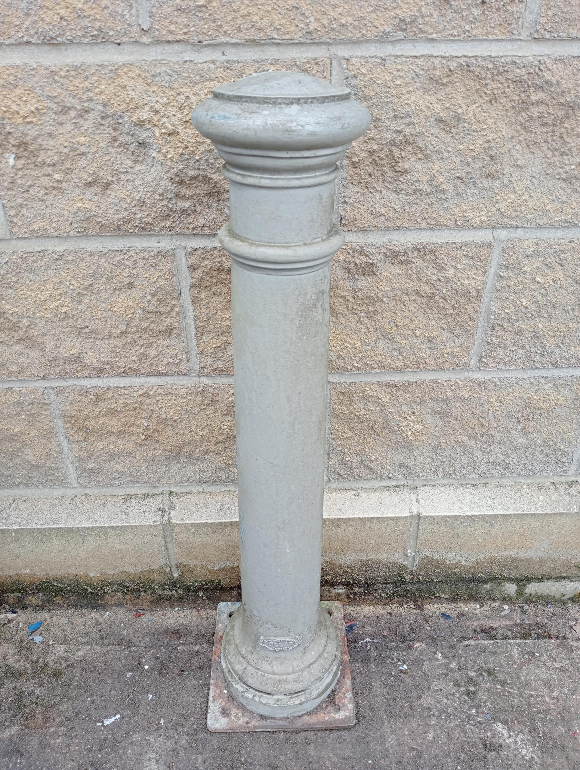 Grey cast iron bollard {H 95cm x Dia 20cm }. (NOT AVAILABLE TO VIEW IN PERSON)