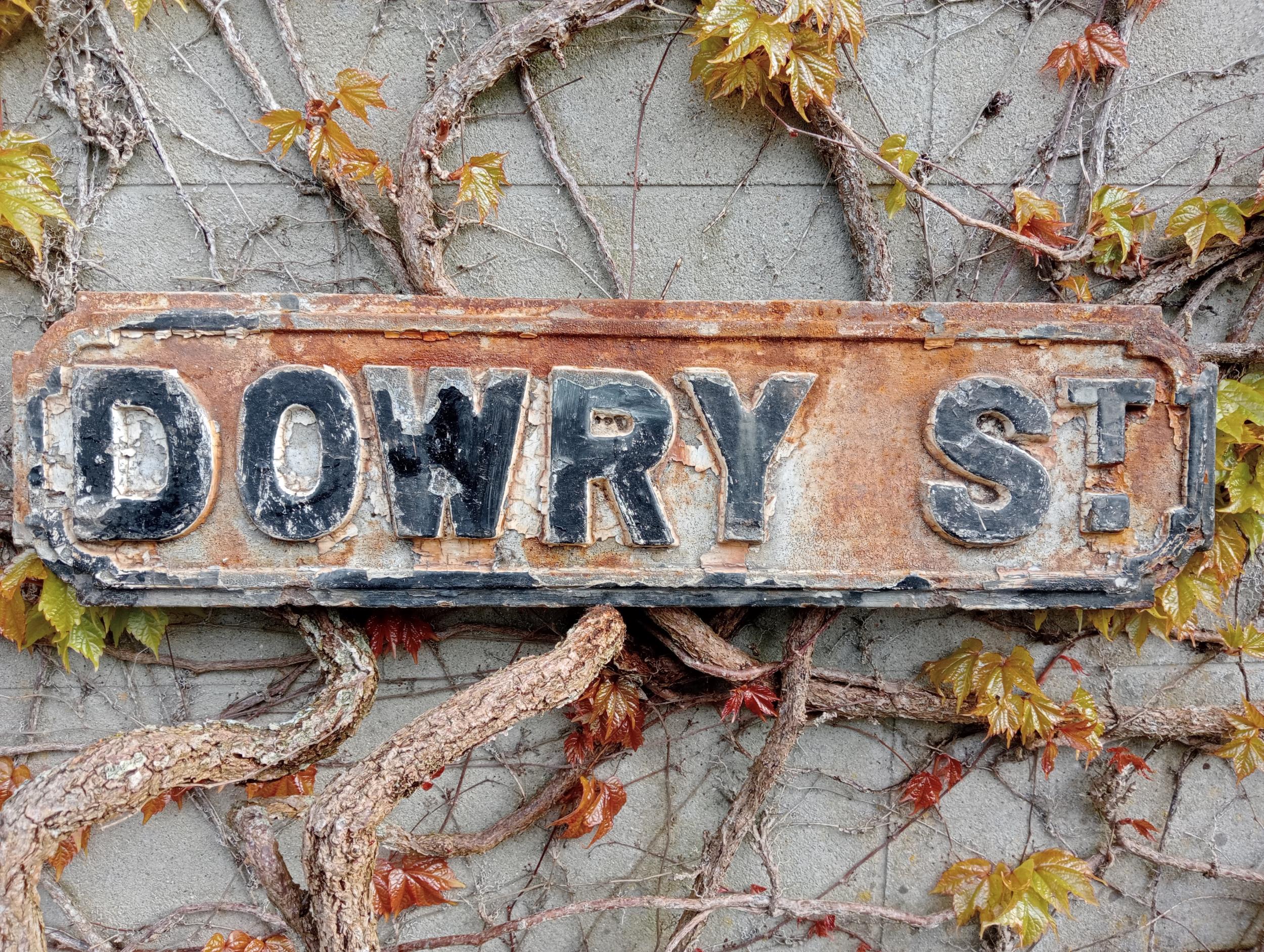 Cast iron Street sign Dowry St {H 18cm x W 69cm}. (NOT AVAILABLE TO VIEW IN PERSON)