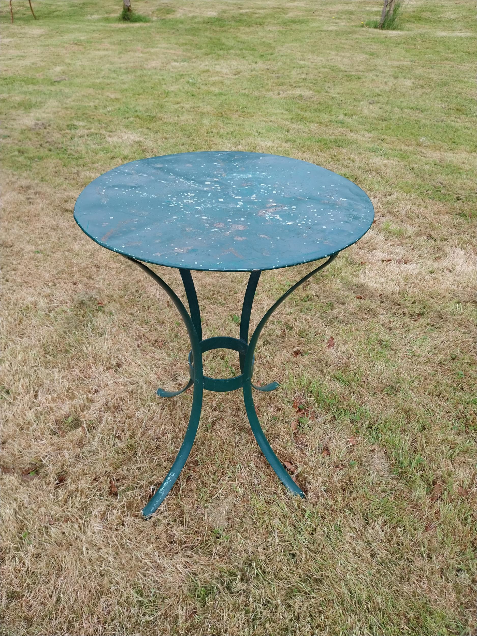 Painted metal circular garden table {}. - Image 5 of 5