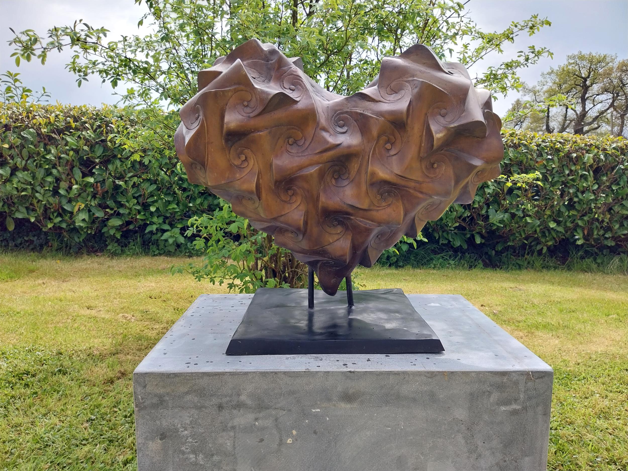 Exceptional quality contemporary bronze sculpture of a Heart {57 cm H x 64 cm W x 40 cm D}.