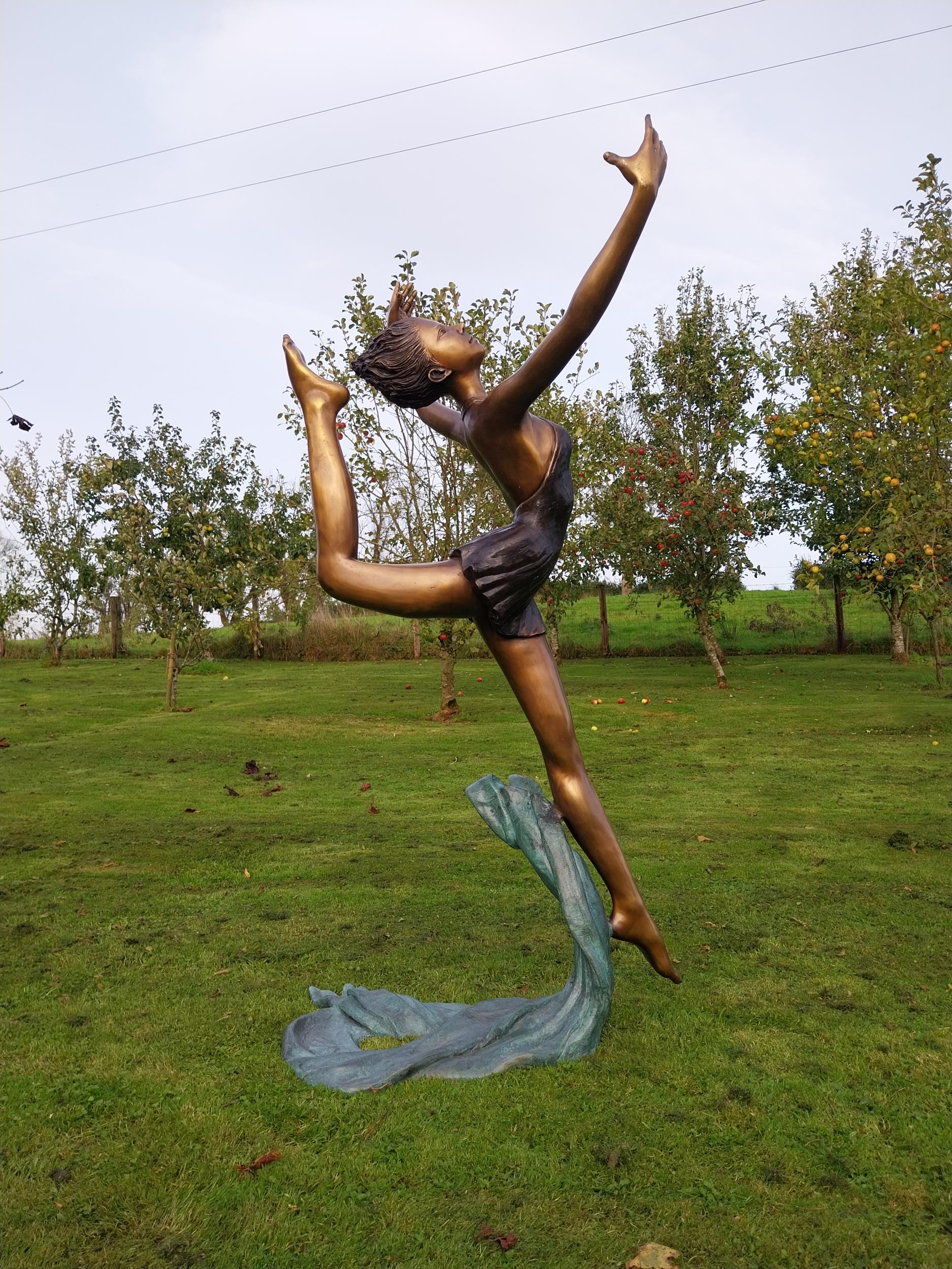 Exceptional quality bronze sculpture of a ballerina in motion {178cm H x 102cm W x 90cm D} - Image 5 of 9