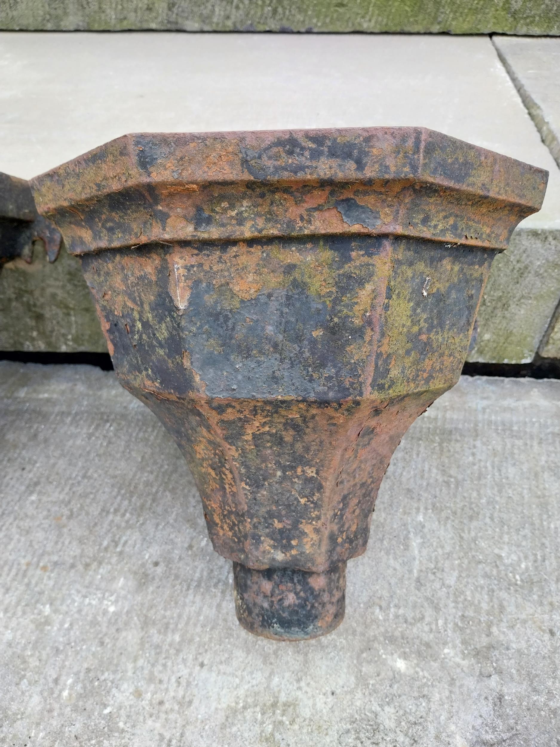 Three 19th C. cast iron copper heads {Approx.. 28 cm H x 26 cm W x 19 cm D}. - Image 7 of 7