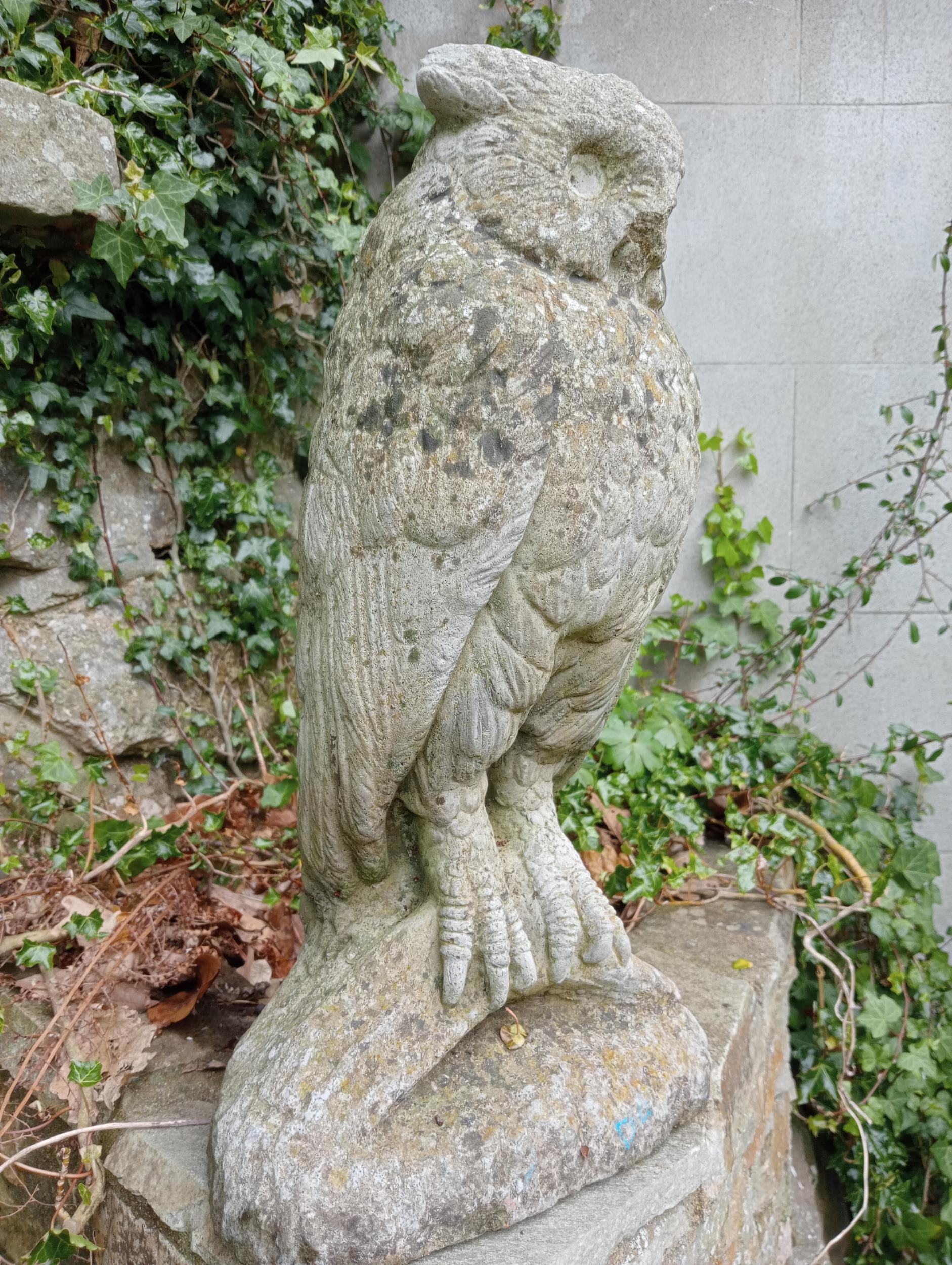 Composition stone statue of a barn owl {H 46cm x W 23cm x D 12cm }. (NOT AVAILABLE TO VIEW IN - Image 2 of 2