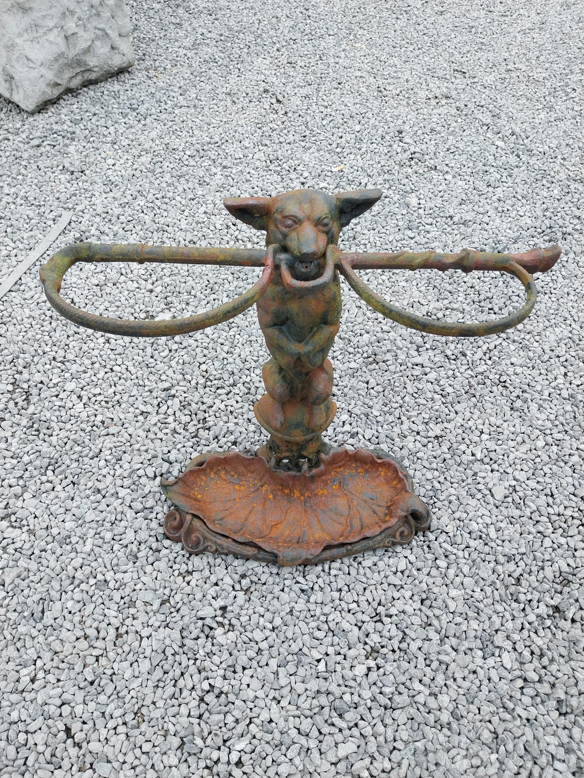 Cast iron stick stand depicting a dog in the Coalbrookdale style {58 cm H x 60 cm W x 20 cm D}. - Image 3 of 6