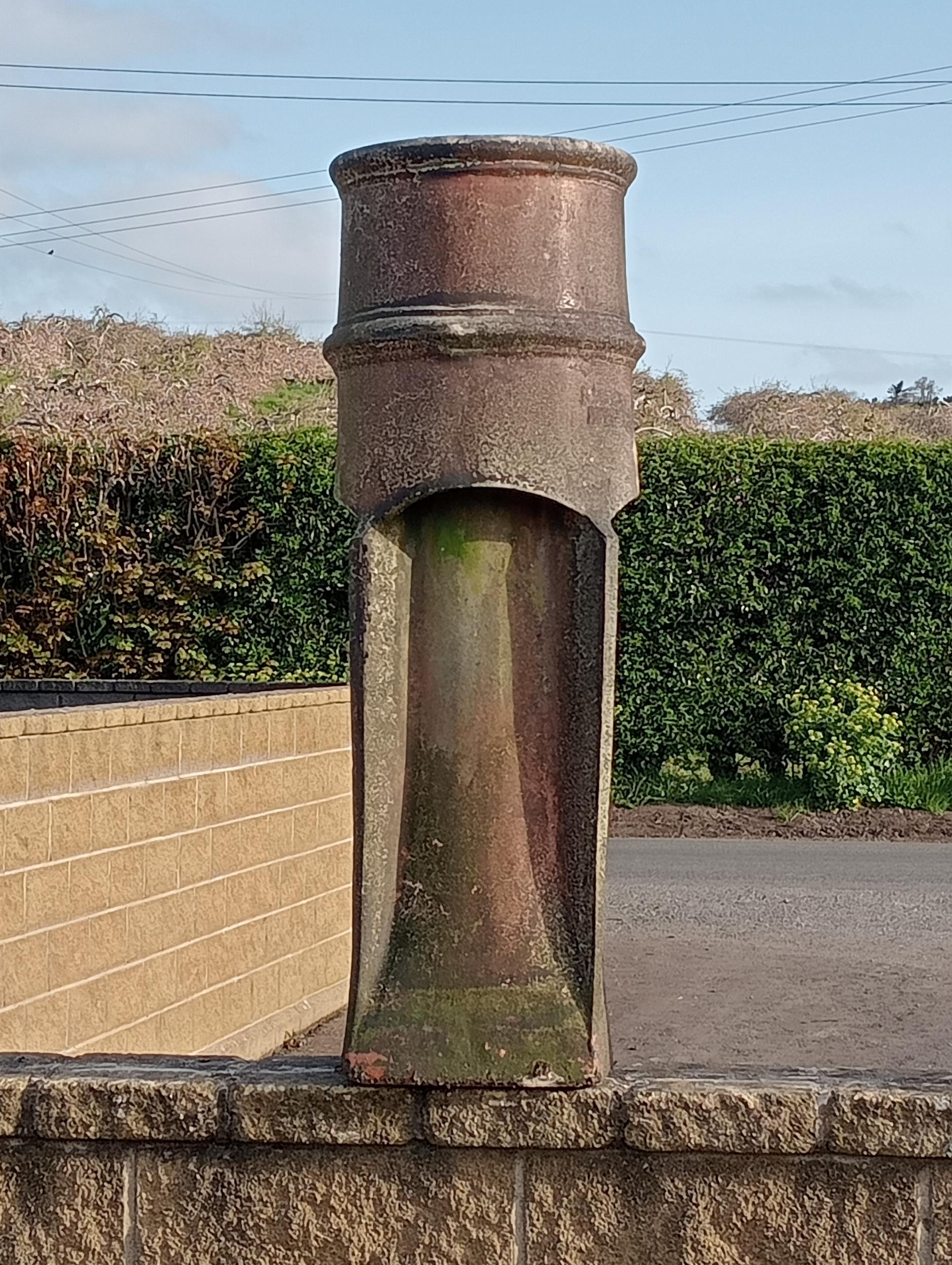 Pair of terracotta salt glazed chimney pots {H 106cm x W 28cm x D28cm }. (NOT AVAILABLE TO VIEW IN - Image 2 of 2