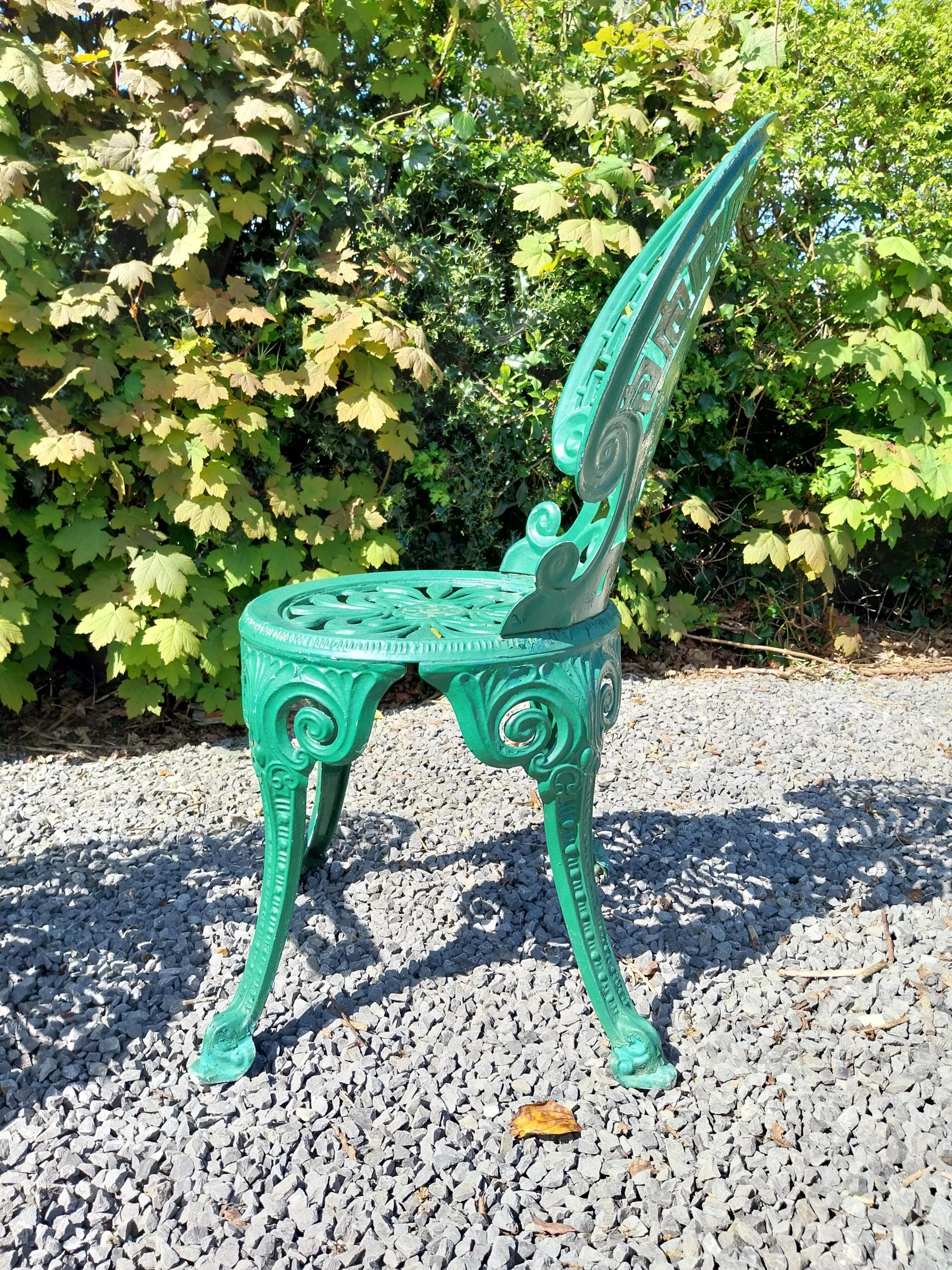 Decorative painted aluminium garden bench and two matching chairs in the Coalbrookdale style { - Image 5 of 10