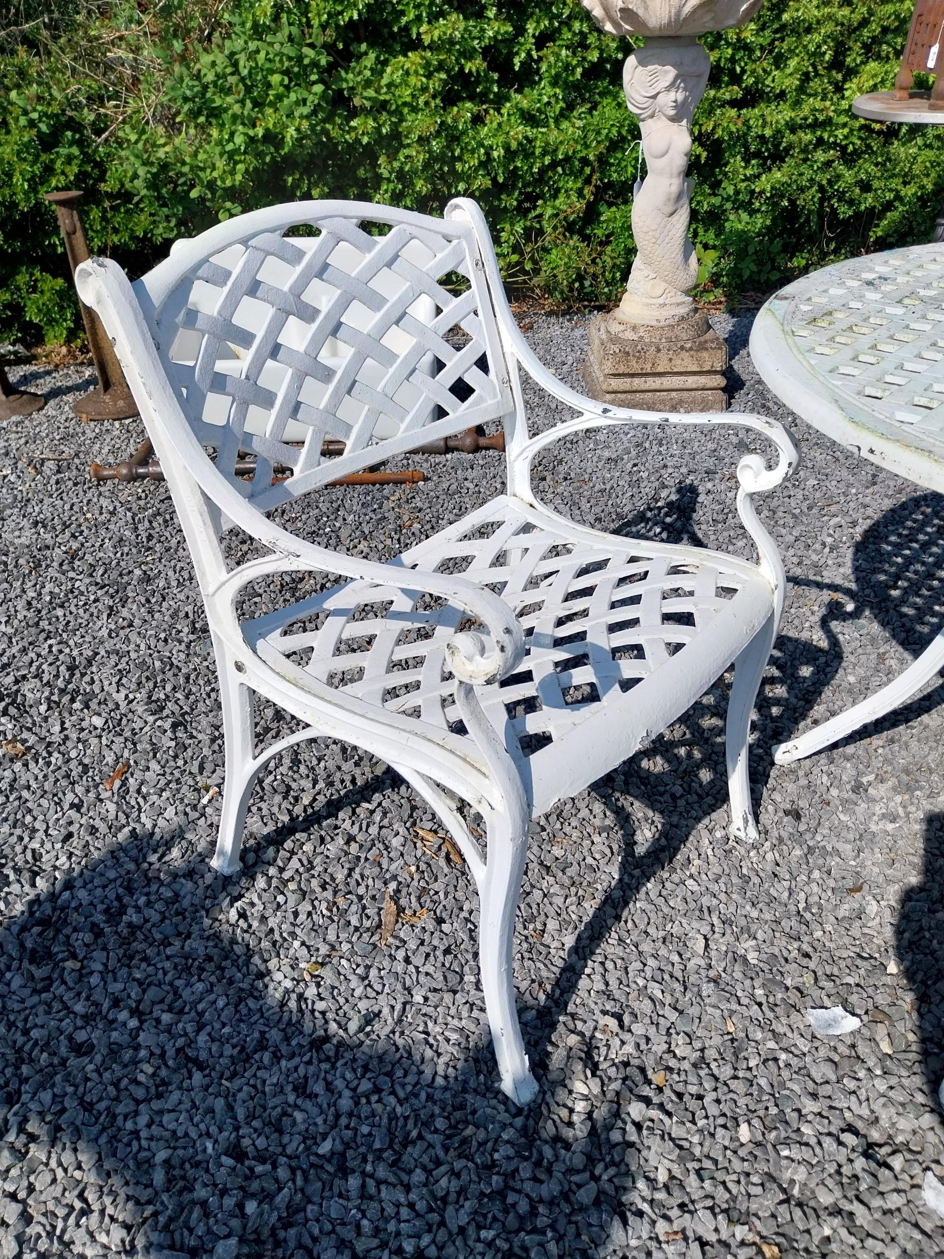 Cast aluminium garden table with two matching armchairs {Tbl. 76 cm H x 160 cm Dia. and Chairs 81 cm - Image 4 of 5