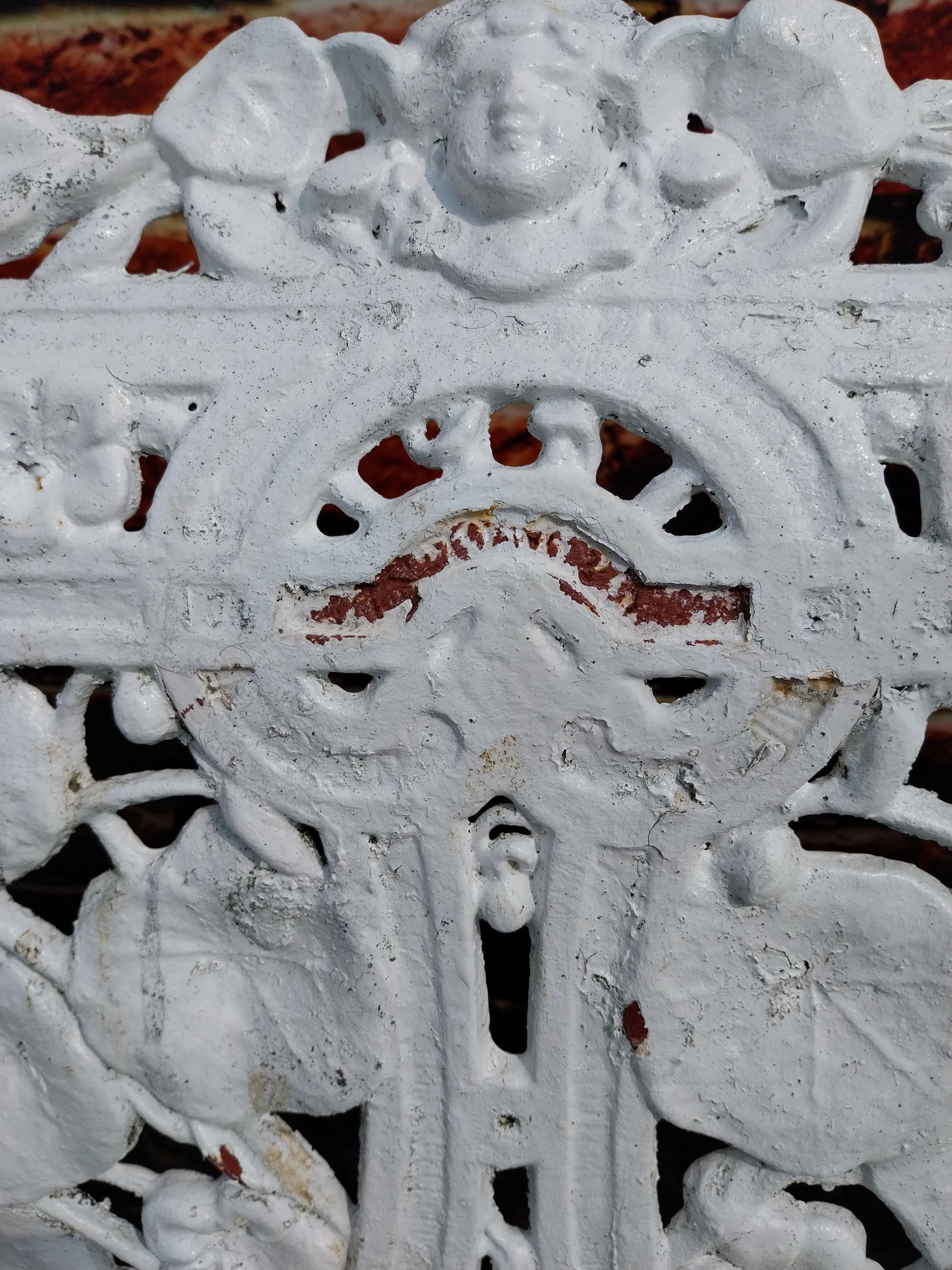 Rare 19th C. cast iron Coalbrookdale garden bench with nasturtium design {86 cm H x 183 cm W x 66 cm - Image 4 of 6