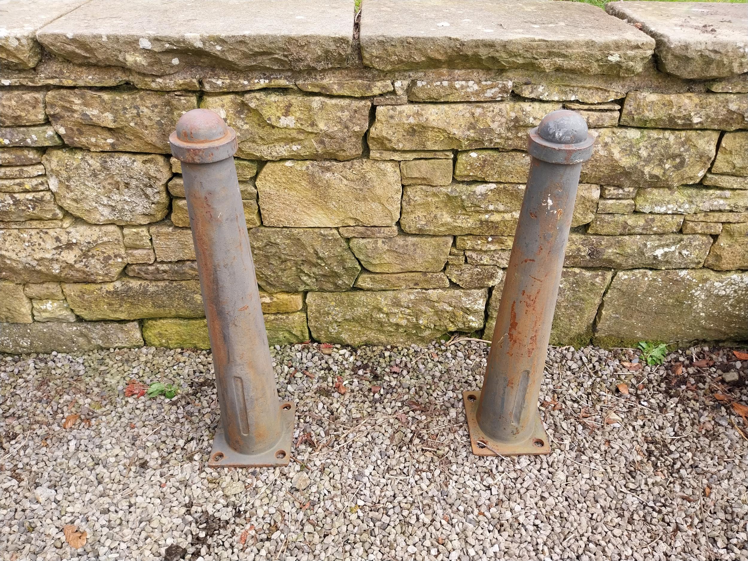 Pair of cast iron bollards {88 cm H x 20 cm W x 21 cm D}. - Image 2 of 5