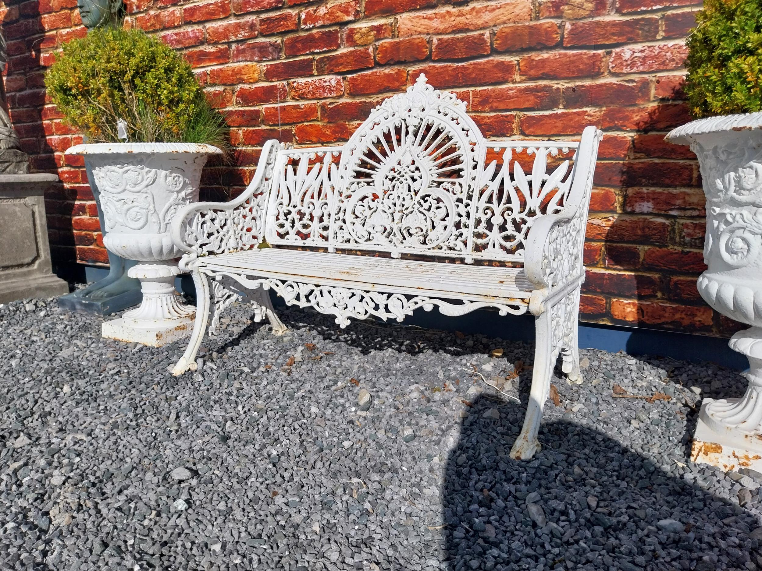 Good quality Pierce Wexford cast iron garden bench {94 cm H x 119 cm W x 62 cm D}. - Image 4 of 8