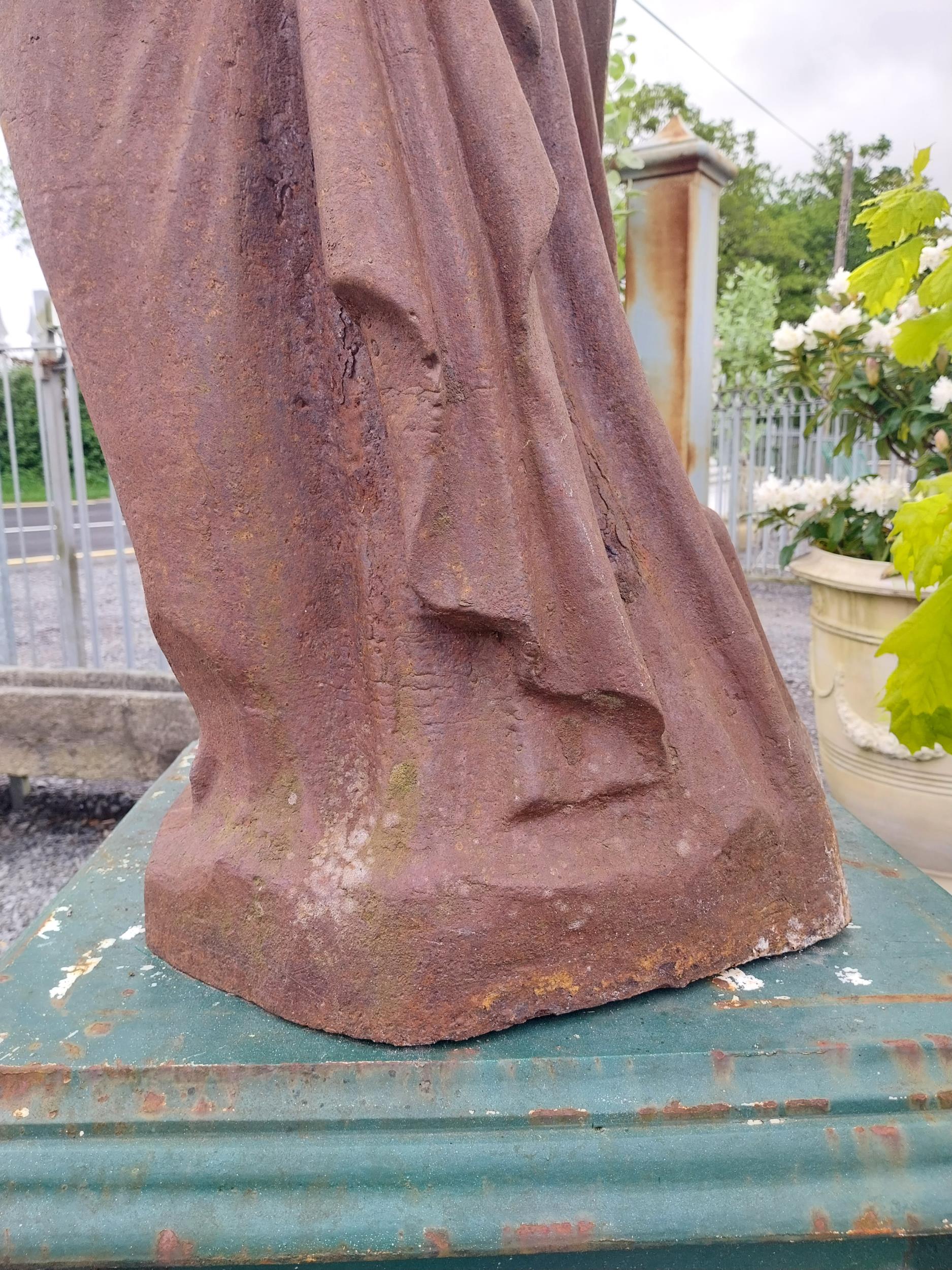 Good quality cast iron statue of Venus de Milo {150 cm H x 48 cm W x 48 cm D}. - Bild 8 aus 17