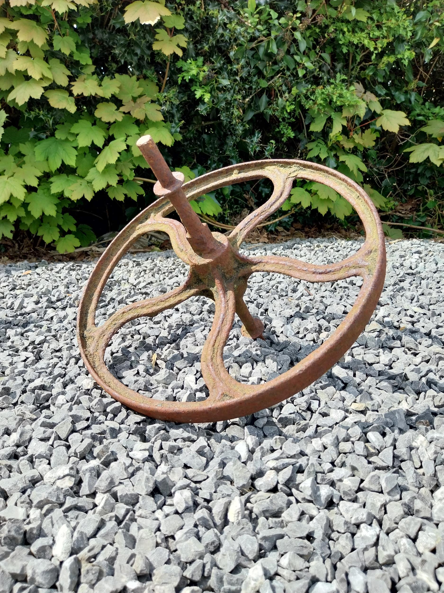 Metal watering can and cast iron wheel barrow wheel {39 cm H x 49 cm W x 26 cm D and 36 cm W x 39 cm - Image 5 of 6