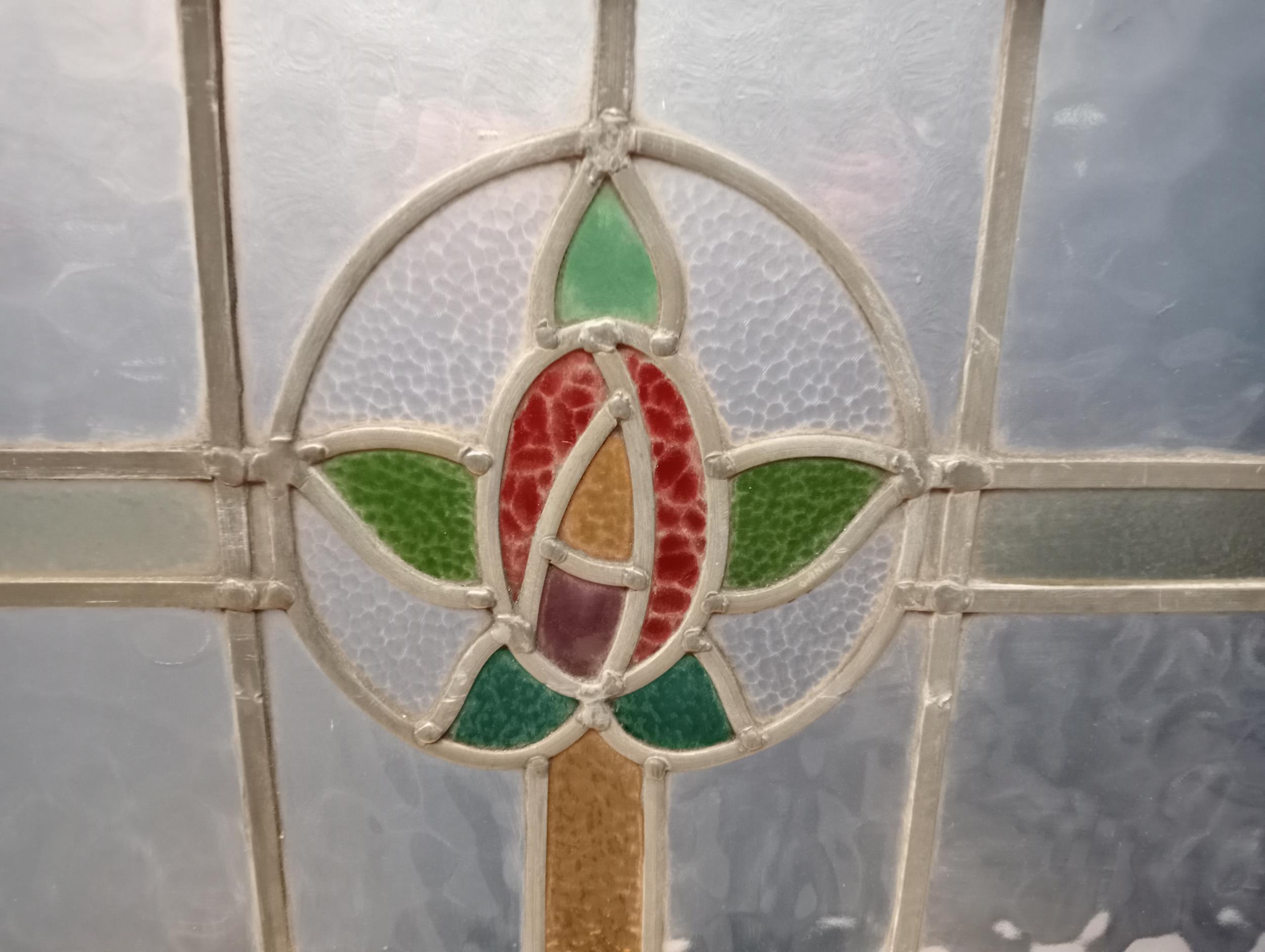 Leaded stain glass window with green and red tulip design {H 60cm x W 102cm }. (NOT AVAILABLE TO - Image 4 of 5