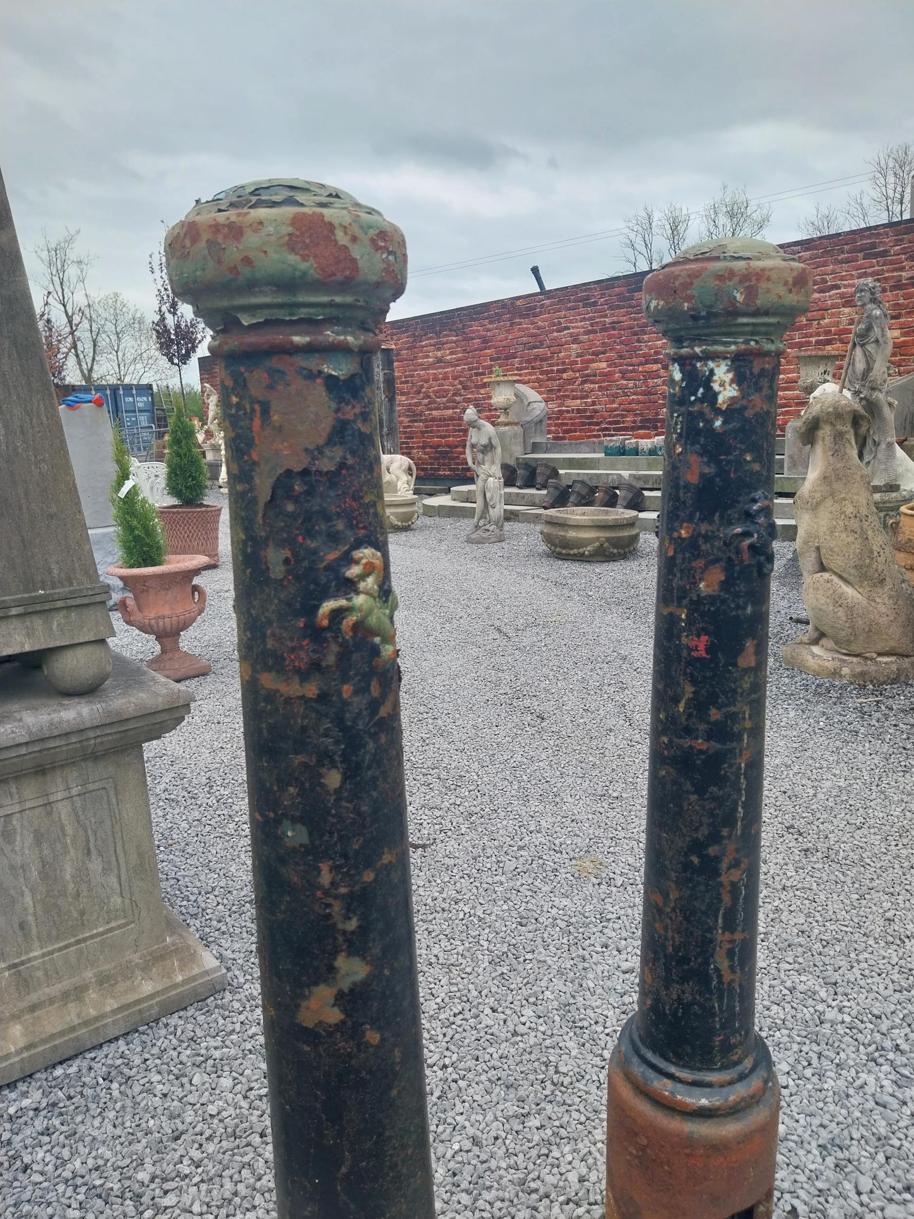 Pair of good quality cast iron bollards in the Victorian style {130 cm H x 20 cm Dia.}. - Image 5 of 5