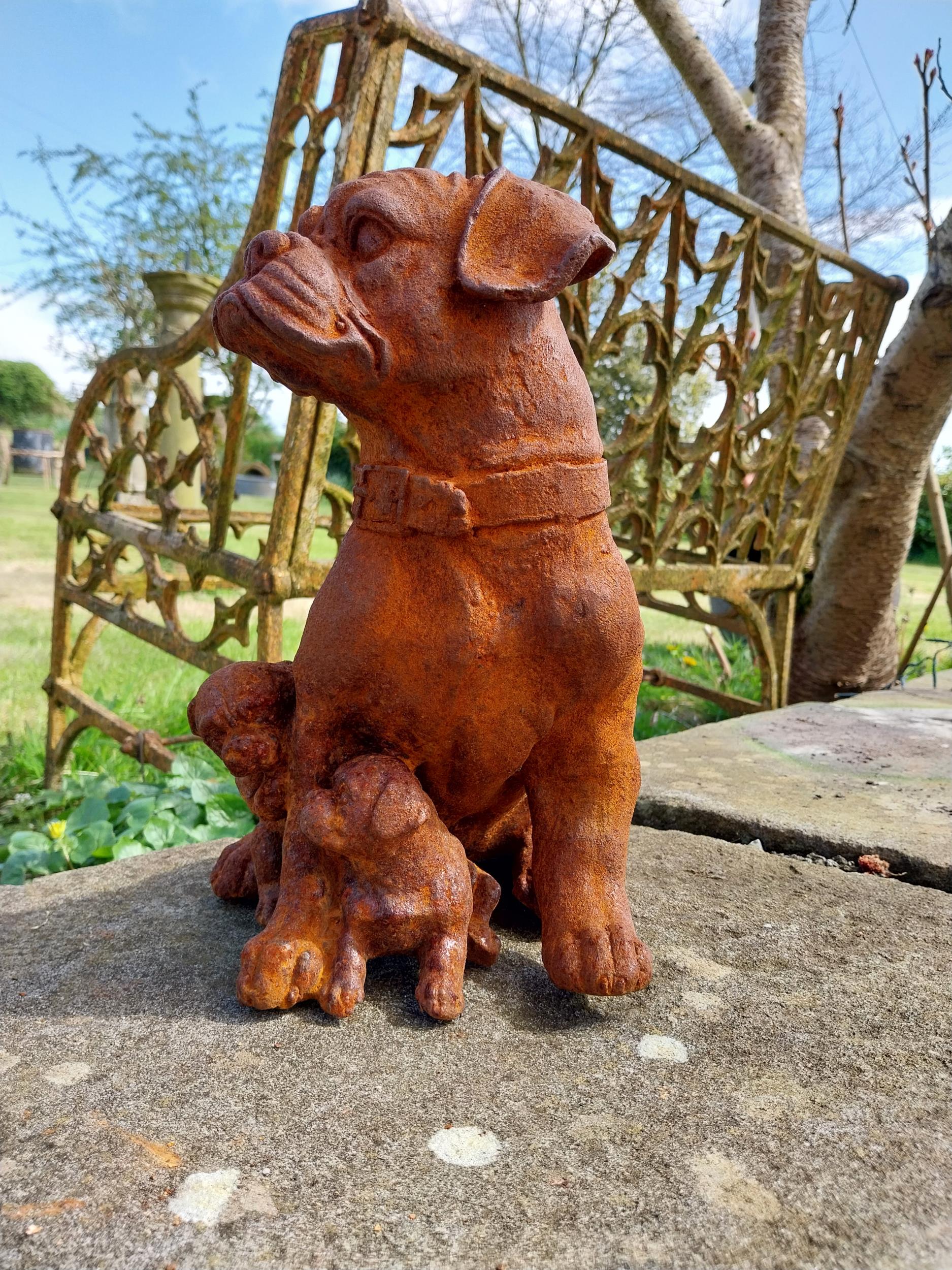 Good quality cast iron statuette of Pug and her pups {32 cm H x 24 cm W x 19 cm D}. - Bild 4 aus 5