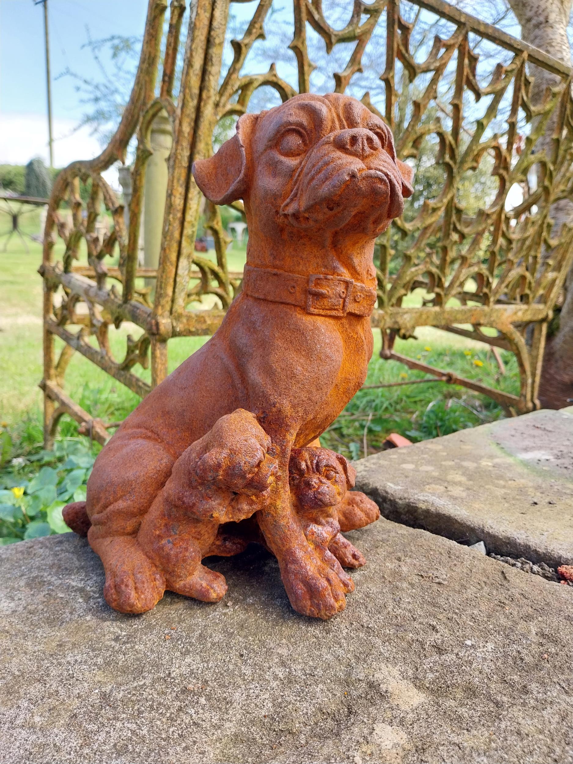 Good quality cast iron statuette of Pug and her pups {32 cm H x 24 cm W x 19 cm D}. - Bild 3 aus 5