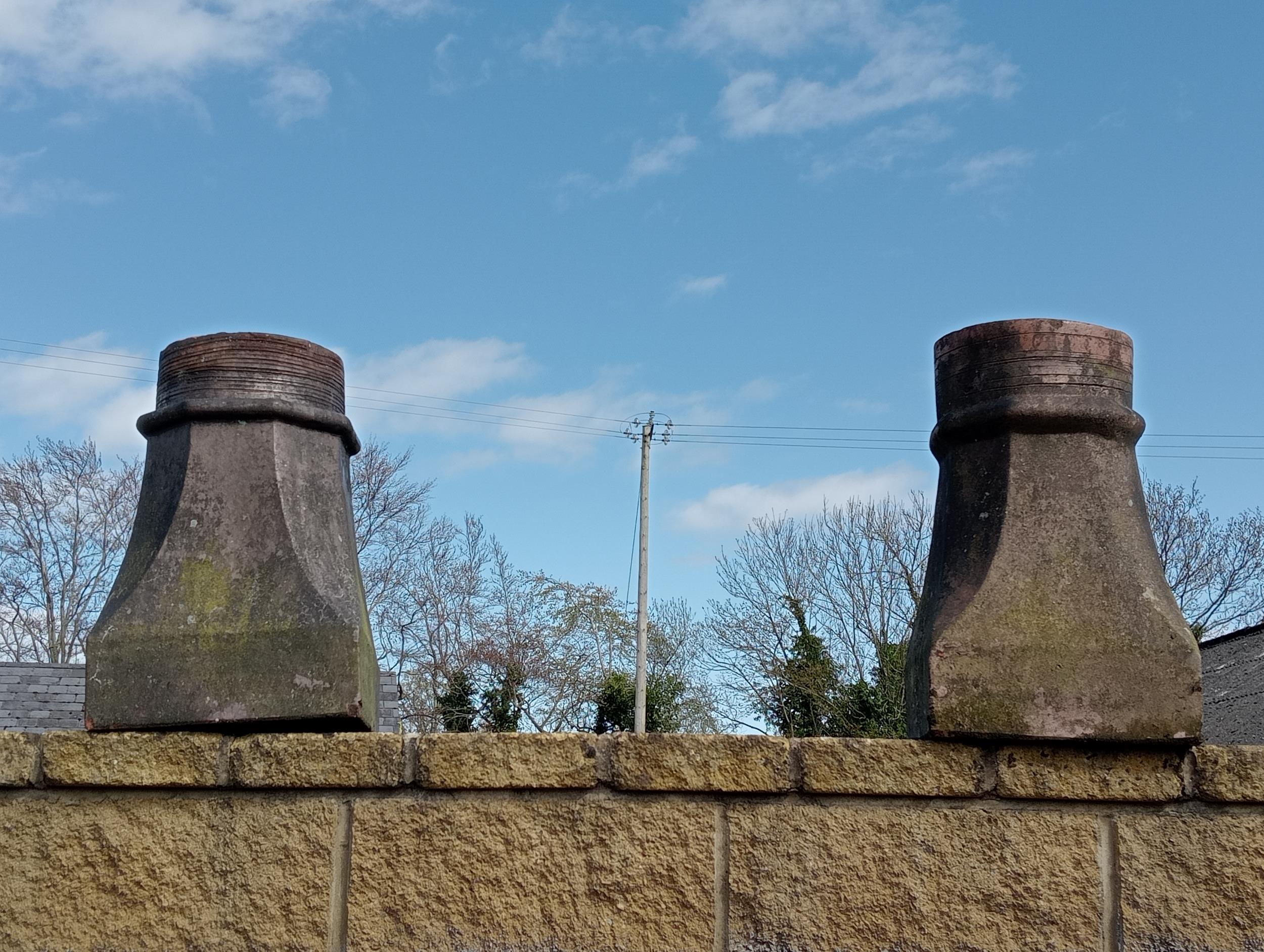 Pair of salt glazed chimney pots {H 52cm x 34 x 34 }. (NOT AVAILABLE TO VIEW IN PERSON) - Image 2 of 2