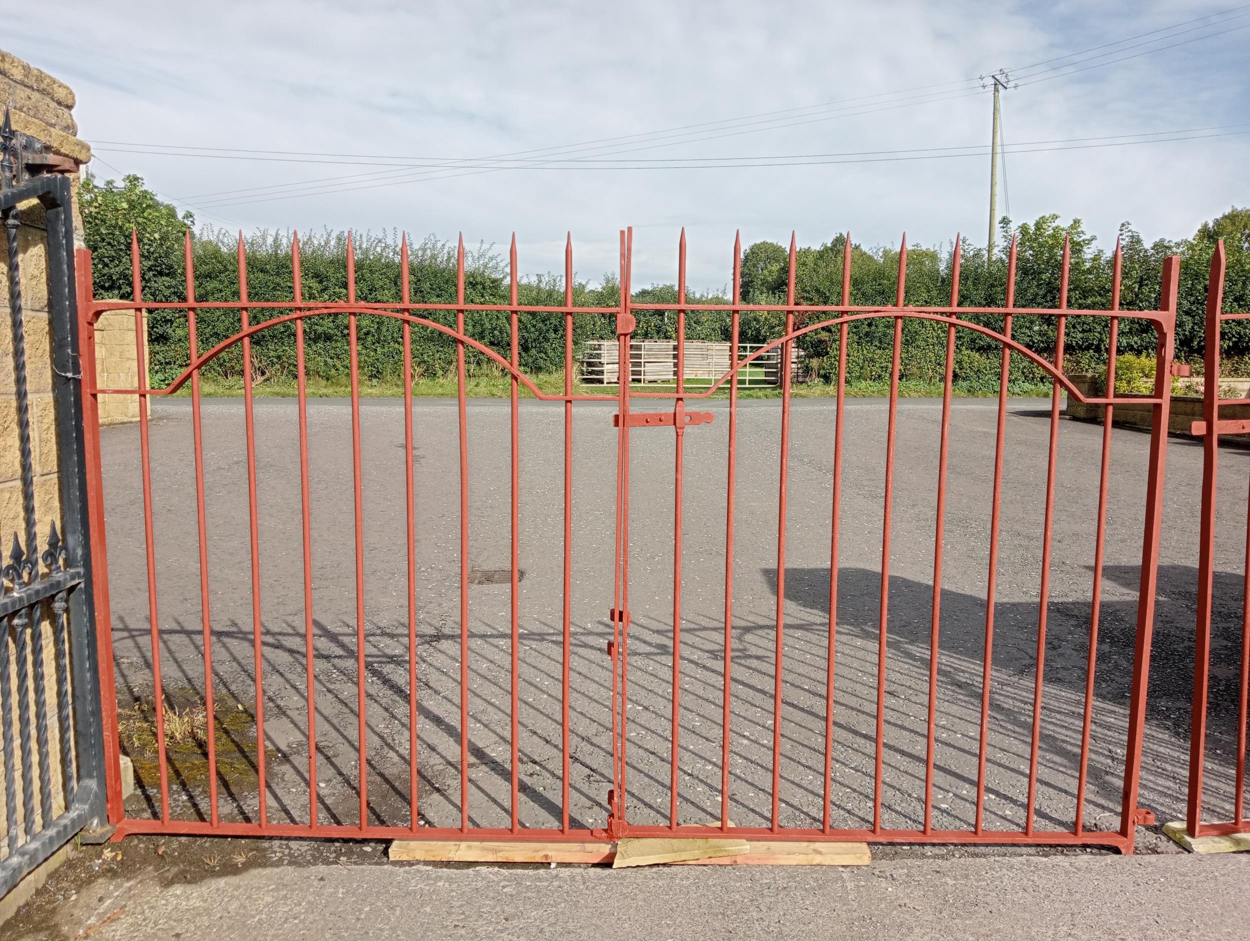 Pair of wrought iron entrance gates and a pedestrian gate arch design {Entrance H 179cm x W 313cm - Image 2 of 4