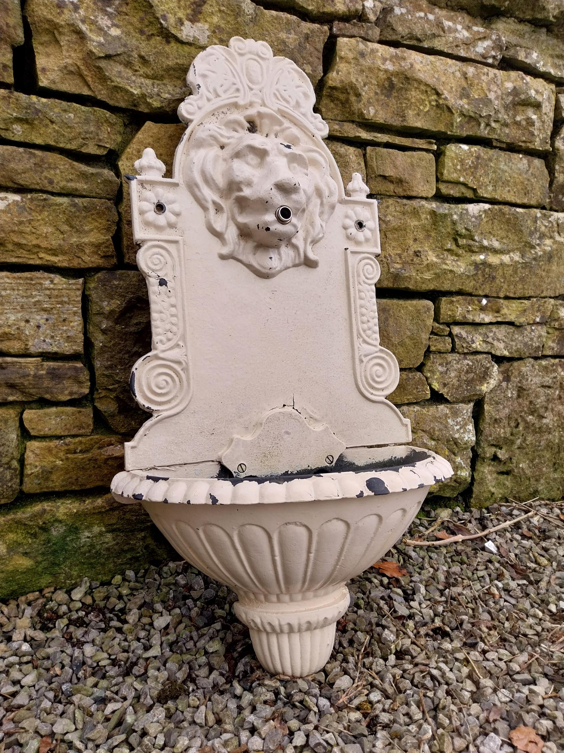 Good quality cast iron wall mounted water feature decorated with Lions mask {80 cm H x 41 cm W x - Image 2 of 5