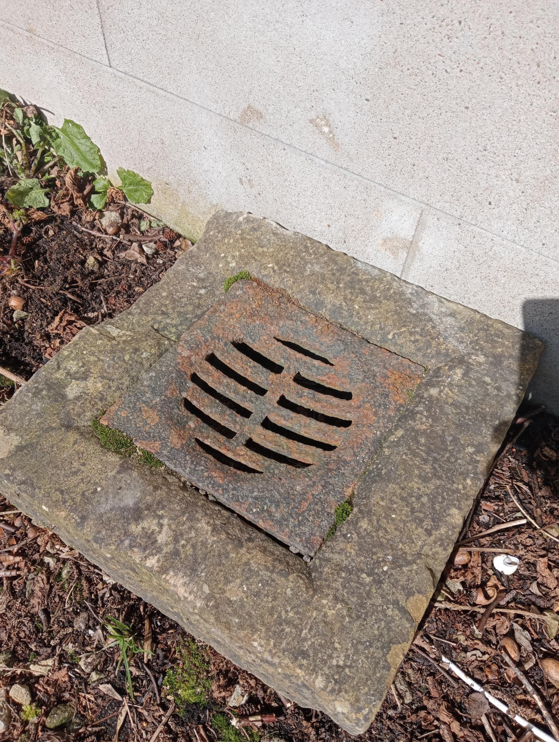 Sandstone gully with original cast iron crate {H 11CM X 36 X 36cm }. (NOT AVAILABLE TO VIEW IN - Image 2 of 2