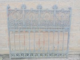 19th C. cast iron gate {H 156cm x W 175m}. (NOT AVAILABLE TO VIEW IN PERSON)