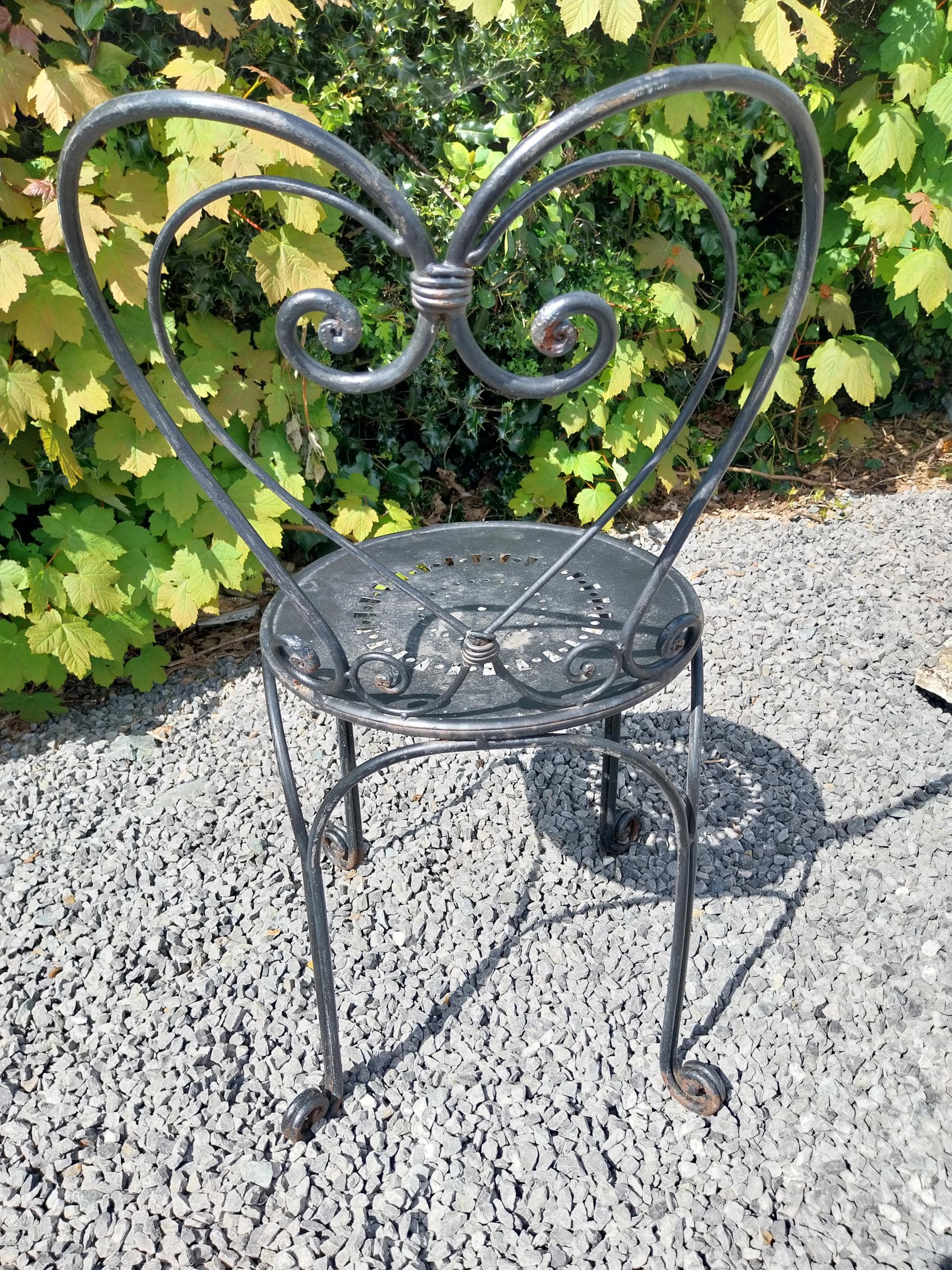 Wrought iron garden table with three matching chairs {Tbl. 65 cm H x 65 cm Dia. and Chairs 82 cm H x - Image 10 of 11