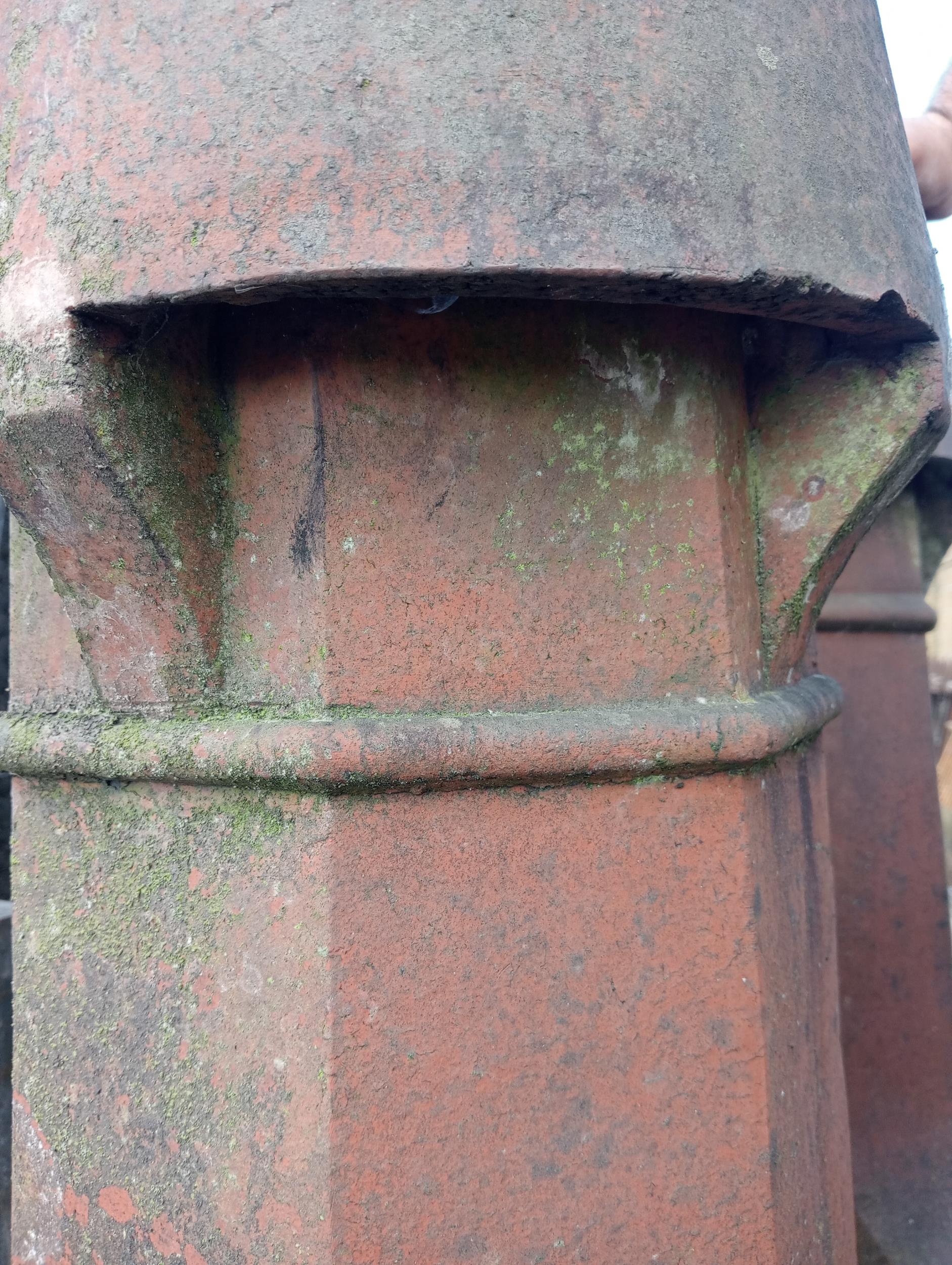 Three terracotta chimney pots {H 90cm x 34 x 34 }. (NOT AVAILABLE TO VIEW IN PERSON) - Image 2 of 2