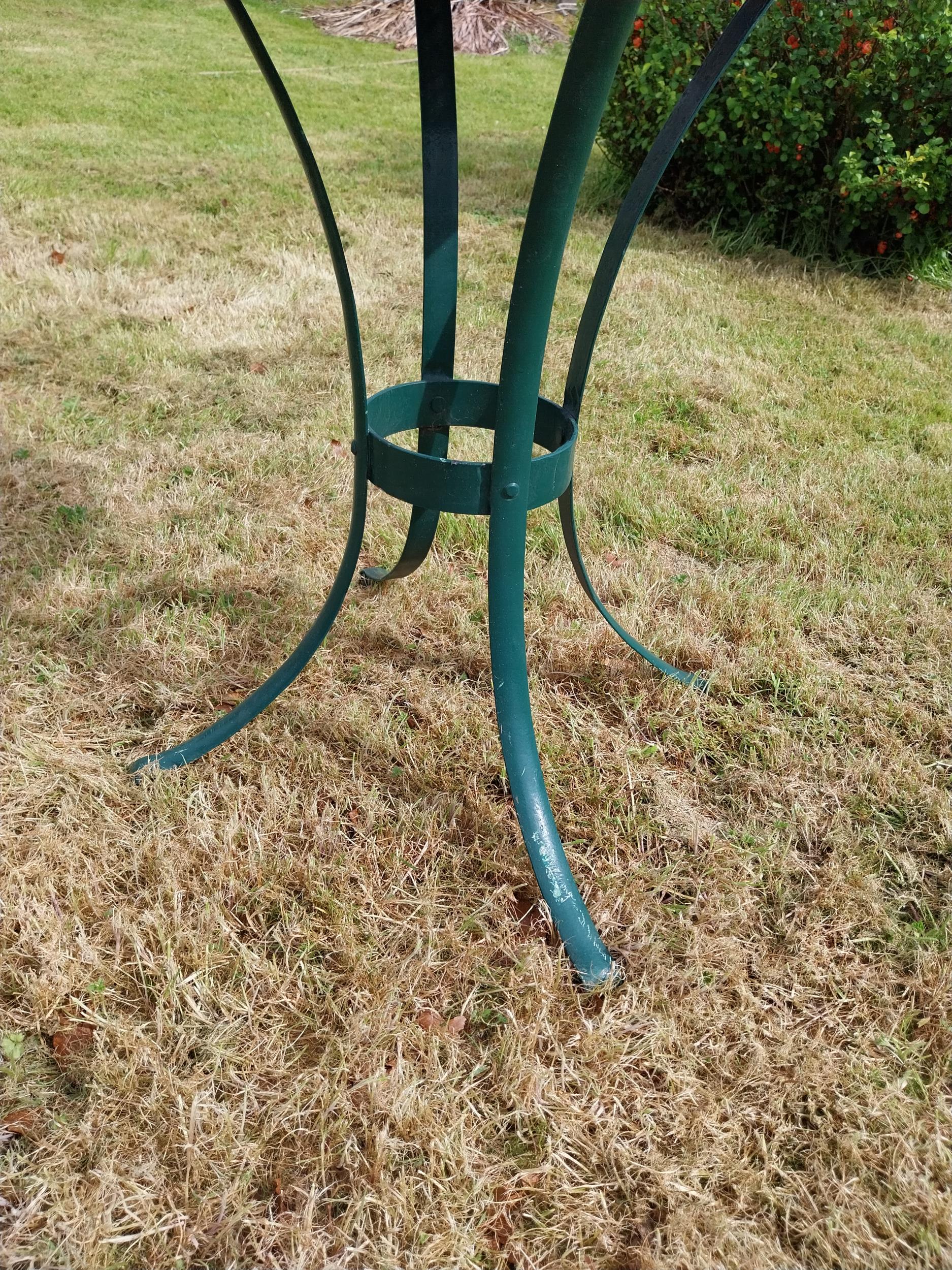 Painted metal circular garden table {}. - Image 3 of 5