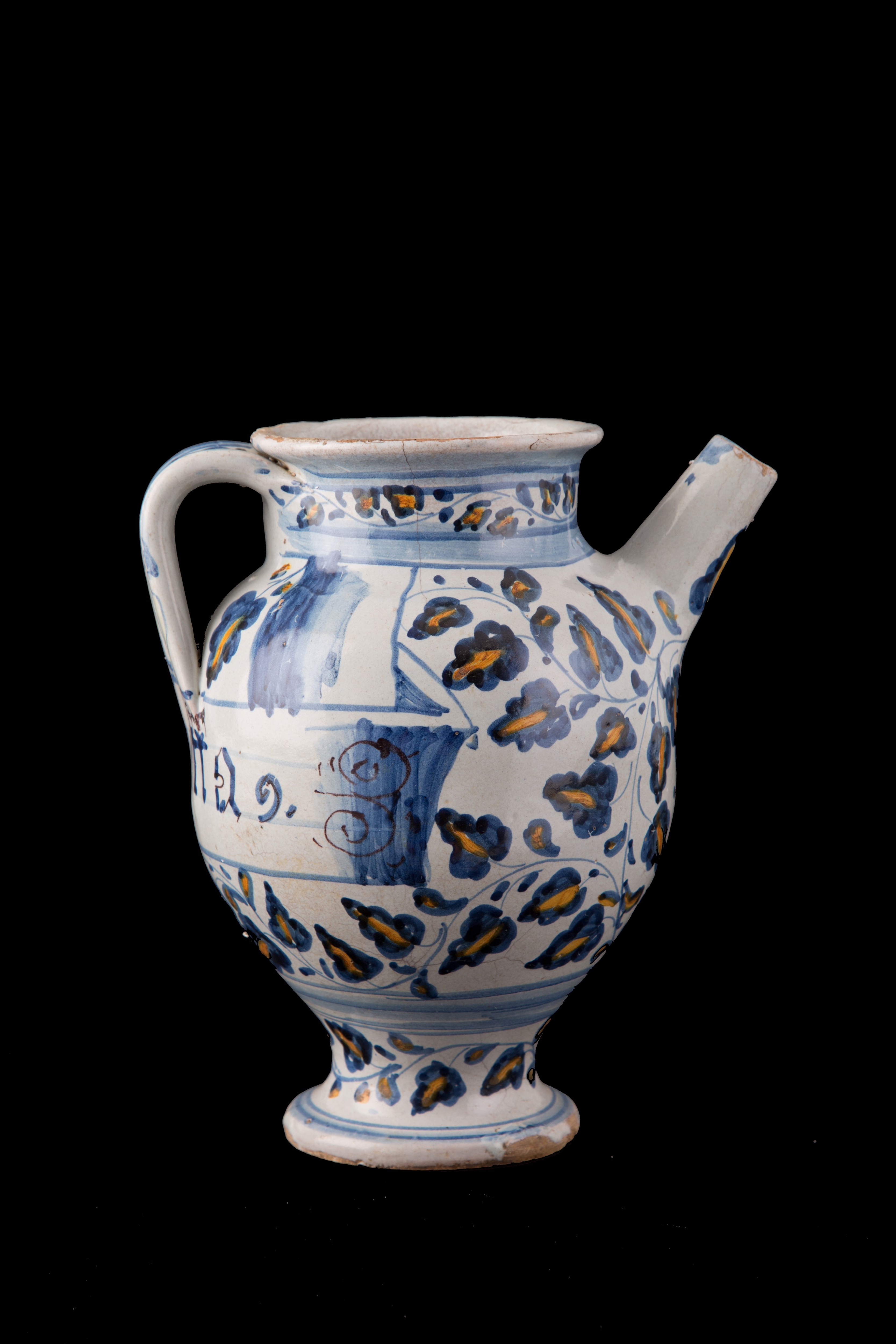 Yellow and blue majolica jug - Image 3 of 5