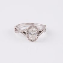 14k White Gold Engagement Ring, set with an oval cut diamond (1.02ct.; with EGL certificate stating