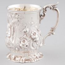 Victorian Silver Repoussé Mug, Daniel & Charles Houle, London, 1859, height 4.4 in — 11.2 cm