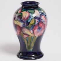 Moorcroft Orchids Vase, c.1950, height 5.9 in — 15 cm