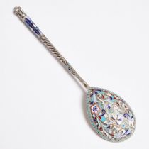 Russian Silver-Gilt and Cloisonné Enamel Spoon, D.P. Nickitin, Moscow, 1908-1917, length 3 in — 7.7