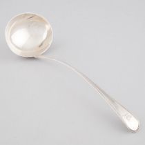 George III Silver Soup Ladle, William Eley I & William Fearn, London, 1798, diameter 12.6 in — 32 cm