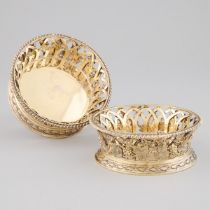 Pair of Edwardian Silver-Gilt Wine Coasters, Daniel & John Wellby, London, 1904, diameter 6 in — 15.