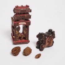 A Group of Five Miscellaneous Chinese Wood Carvings, 19th-20th Century, 晚清/民国 中国木雕一组共五件, tallest hei