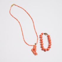A Carved Coral 'Flowers' Pendant, Together With a Coral Bead Bracelet, 19th/20th Century, 晚清/民国 珊瑚雕花