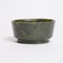 A Large Spinach Jade Bowl, 碧玉大碗, diameter 6 in — 15.2 cm