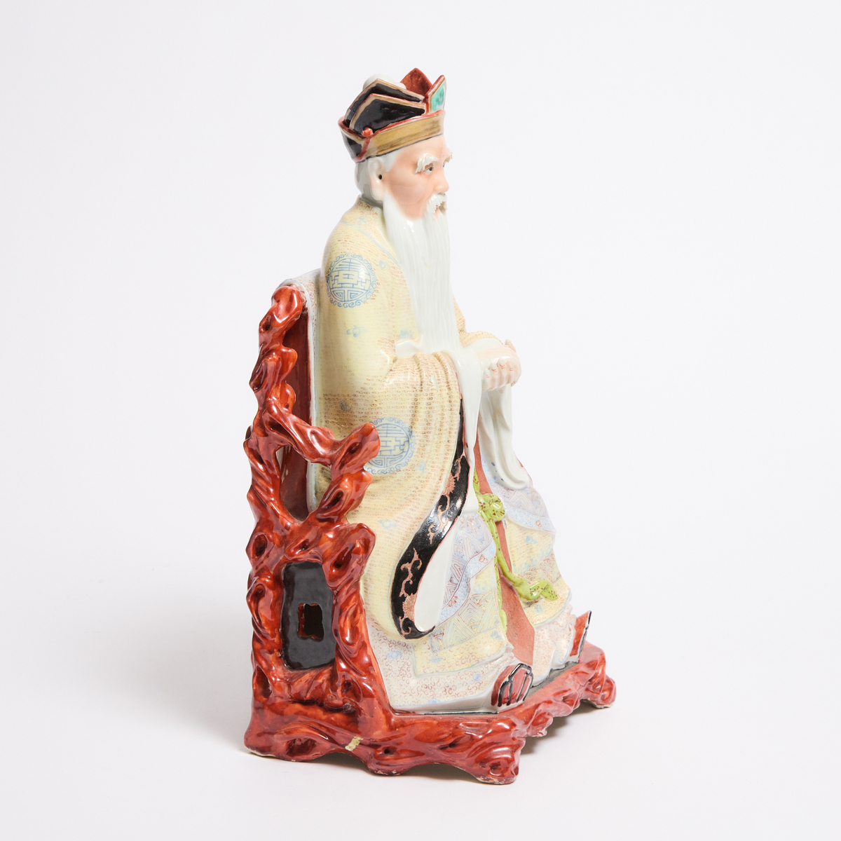 A Large Famille Rose Figure of a Daoist Immortal, Republican Period (1912-1949), 民国 大型瓷塑道教天君像, heigh - Image 2 of 4