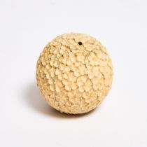 An Ivory 'Millefleur' Ball, 18th Century, 清 十八世纪 牙雕'百花'球, diameter 2 in — 5 cm