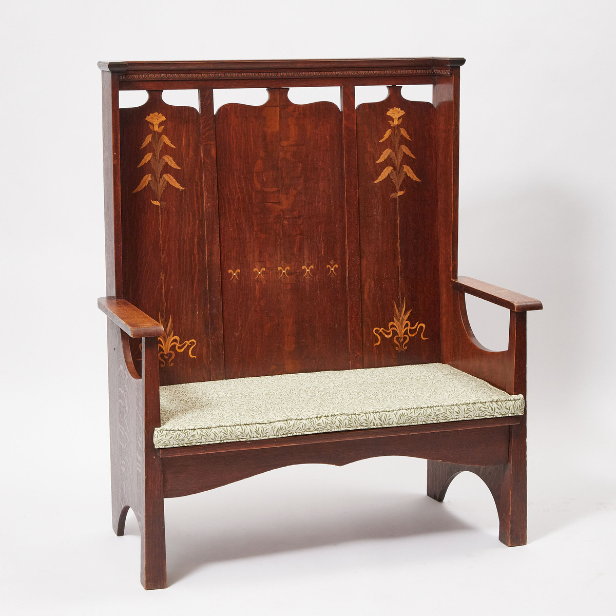 Arts and Crafts Inlaid Oak High Back Settle Attributed to Stickley Brothers, early 20th century