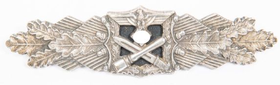 A Third Reich Army Close Combat clasp in silver, with unmarked back and fluted pin. GC £80-100