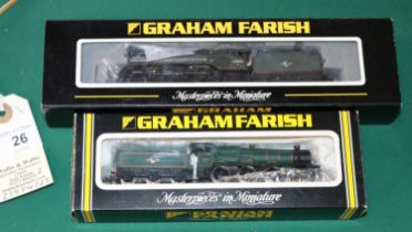 2 Graham Farish by Bachmann N Gauge Locomotives. A BR Class V2 tender locomotive, 'Green Arrow',