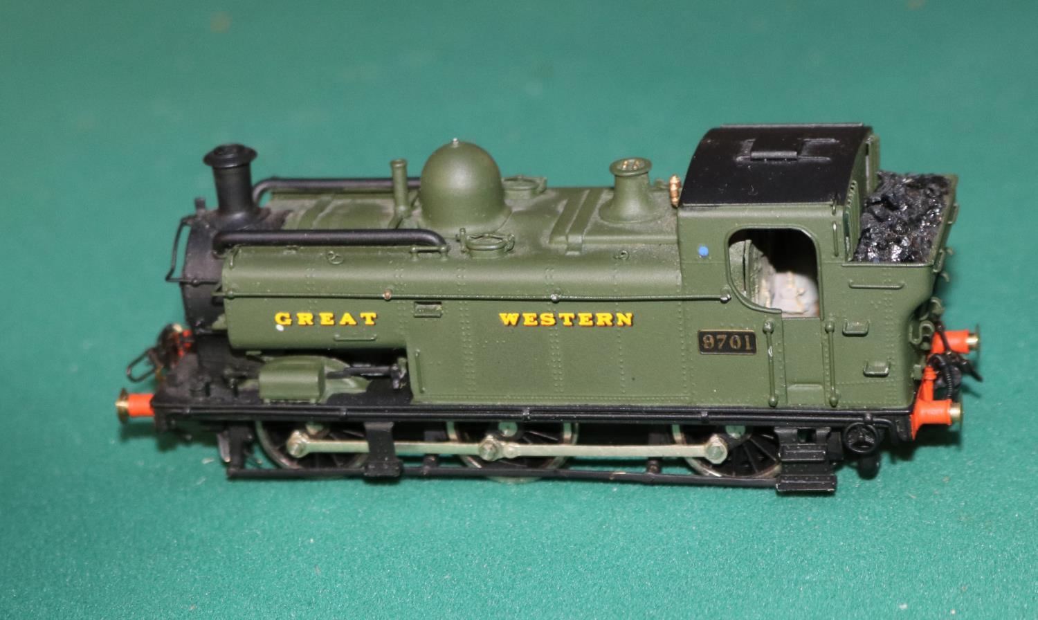 A fine quality Korean by Sammongs. A brass OO gauge 2-rail electric GWR Class 97XX 0-6-0 - Image 2 of 5