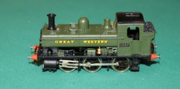 A fine quality brass OO gauge 2-rail electric Great Western 0-6-0 Pannier Tank locomotive. RN