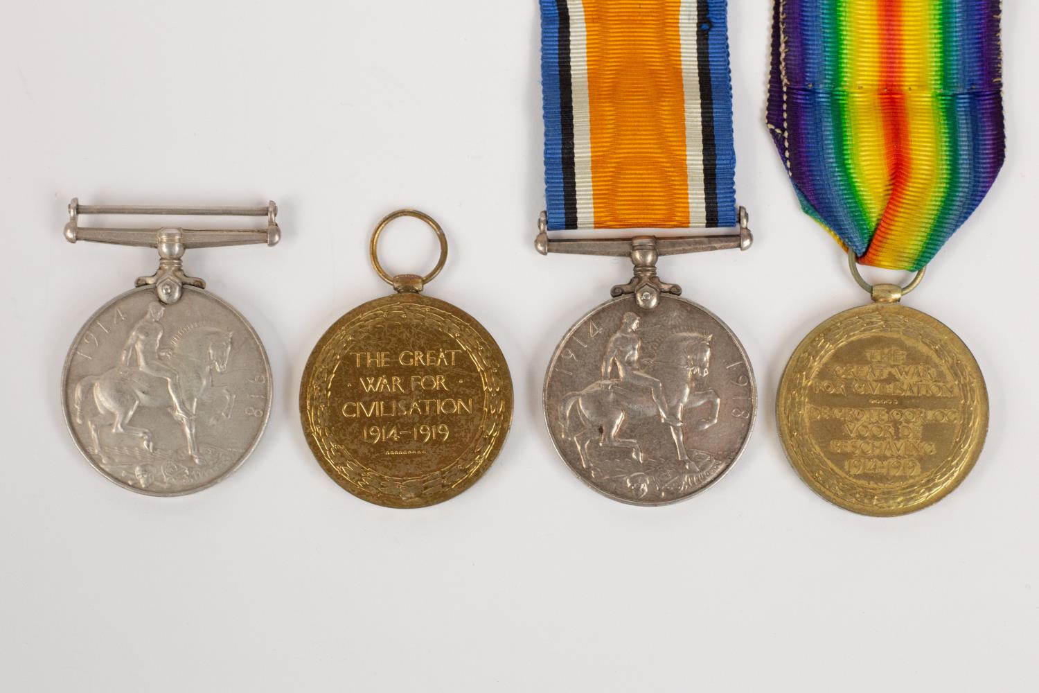 Commonwealth WWI medals: Pair: BWM, Victory (13761 Pte H R Harwood, NZEF) first slight staining to - Bild 2 aus 2