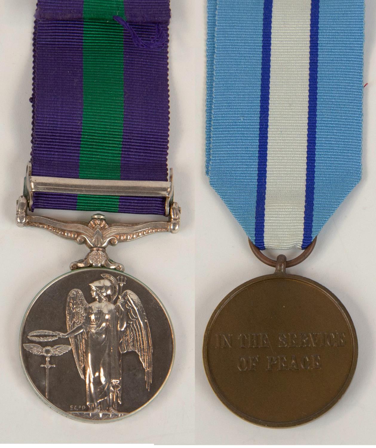 Pair: GSM 1918-62, 1 clasp Cyprus (22563044 Dvr H V Williams, RASC), NEF, UN Cyprus medal (un- - Bild 2 aus 2