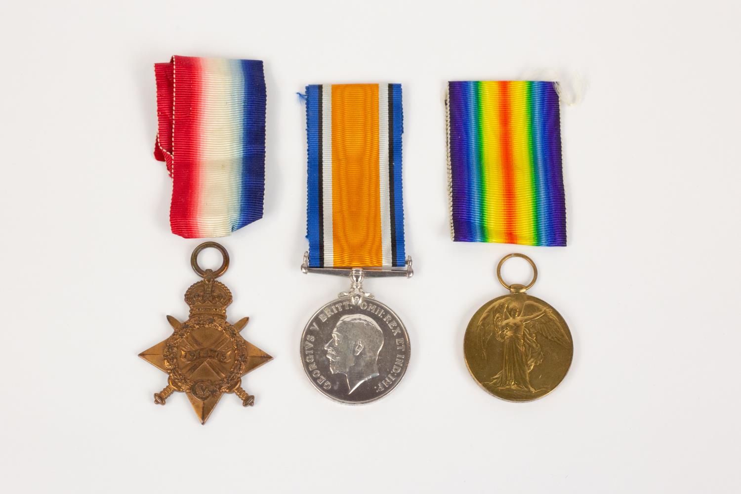 Three: 1914 star with clasp, BWM, Victory (10181 Pte F H G Willey 2/R Suss R), VF, with Memorial - Bild 3 aus 3