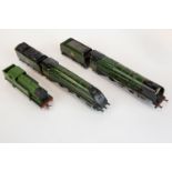 3 Hornby Dublo 3-rail locomotives. An LNER Class N2 0-6-2T, 9596, in green livery. Plus 2 4-6-2